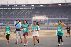 BIB: 52298, 53192
                            <button type="button" onclick="openModal(10519895)" class="btn btn-primary btn-sm float-right btn-popup" data-toggle="modal" data-target=".modal-high-quality">
                        <i class="fas fa-shopping-cart"></i> Add to Cart
                    </button>
                                            <button type="button" onclick="isThisMe(10519895, true)" class="btn btn-success btn-sm float-right btn-popup btn-isme hidden" data-toggle="tooltip" data-placement="bottom" title="นี่คือรูปของคุณใช่ไหม คลิกที่นี่เพื่อเอาเข้าอัลบั้ม">
                        <i class="fas fa-plus"></i> Add to album
                    </button>
                    <button type="button" onclick="isThisMe(10519895, false)" class="btn btn-warning btn-sm float-right btn-popup btn-isnotme hidden">
                        <i class="fas fa-ban"></i> Remove from album
                    </button>