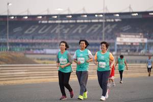 BIB: 52795, 52850, 52636
                            <button type="button" onclick="openModal(10520415)" class="btn btn-primary btn-sm float-right btn-popup" data-toggle="modal" data-target=".modal-high-quality">
                        <i class="fas fa-shopping-cart"></i> Add to Cart
                    </button>
                                            <button type="button" onclick="isThisMe(10520415, true)" class="btn btn-success btn-sm float-right btn-popup btn-isme hidden" data-toggle="tooltip" data-placement="bottom" title="นี่คือรูปของคุณใช่ไหม คลิกที่นี่เพื่อเอาเข้าอัลบั้ม">
                        <i class="fas fa-plus"></i> Add to album
                    </button>
                    <button type="button" onclick="isThisMe(10520415, false)" class="btn btn-warning btn-sm float-right btn-popup btn-isnotme hidden">
                        <i class="fas fa-ban"></i> Remove from album
                    </button>