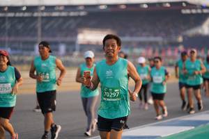 BIB: 2757, 70297
                            <button type="button" onclick="openModal(10512820)" class="btn btn-primary btn-sm float-right btn-popup" data-toggle="modal" data-target=".modal-high-quality">
                        <i class="fas fa-shopping-cart"></i> Add to Cart
                    </button>
                                            <button type="button" onclick="isThisMe(10512820, true)" class="btn btn-success btn-sm float-right btn-popup btn-isme hidden" data-toggle="tooltip" data-placement="bottom" title="นี่คือรูปของคุณใช่ไหม คลิกที่นี่เพื่อเอาเข้าอัลบั้ม">
                        <i class="fas fa-plus"></i> Add to album
                    </button>
                    <button type="button" onclick="isThisMe(10512820, false)" class="btn btn-warning btn-sm float-right btn-popup btn-isnotme hidden">
                        <i class="fas fa-ban"></i> Remove from album
                    </button>