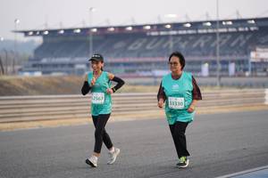 BIB: 2567, 53330
                            <button type="button" onclick="openModal(10521597)" class="btn btn-primary btn-sm float-right btn-popup" data-toggle="modal" data-target=".modal-high-quality">
                        <i class="fas fa-shopping-cart"></i> Add to Cart
                    </button>
                                            <button type="button" onclick="isThisMe(10521597, true)" class="btn btn-success btn-sm float-right btn-popup btn-isme hidden" data-toggle="tooltip" data-placement="bottom" title="นี่คือรูปของคุณใช่ไหม คลิกที่นี่เพื่อเอาเข้าอัลบั้ม">
                        <i class="fas fa-plus"></i> Add to album
                    </button>
                    <button type="button" onclick="isThisMe(10521597, false)" class="btn btn-warning btn-sm float-right btn-popup btn-isnotme hidden">
                        <i class="fas fa-ban"></i> Remove from album
                    </button>