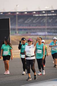 BIB: 53295, 33290, 52712, 1338
                            <button type="button" onclick="openModal(10515454)" class="btn btn-primary btn-sm float-right btn-popup" data-toggle="modal" data-target=".modal-high-quality">
                        <i class="fas fa-shopping-cart"></i> Add to Cart
                    </button>
                                            <button type="button" onclick="isThisMe(10515454, true)" class="btn btn-success btn-sm float-right btn-popup btn-isme hidden" data-toggle="tooltip" data-placement="bottom" title="นี่คือรูปของคุณใช่ไหม คลิกที่นี่เพื่อเอาเข้าอัลบั้ม">
                        <i class="fas fa-plus"></i> Add to album
                    </button>
                    <button type="button" onclick="isThisMe(10515454, false)" class="btn btn-warning btn-sm float-right btn-popup btn-isnotme hidden">
                        <i class="fas fa-ban"></i> Remove from album
                    </button>