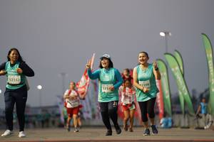 BIB: 52352, 43398, 531
                            <button type="button" onclick="openModal(10524520)" class="btn btn-primary btn-sm float-right btn-popup" data-toggle="modal" data-target=".modal-high-quality">
                        <i class="fas fa-shopping-cart"></i> Add to Cart
                    </button>
                                            <button type="button" onclick="isThisMe(10524520, true)" class="btn btn-success btn-sm float-right btn-popup btn-isme hidden" data-toggle="tooltip" data-placement="bottom" title="นี่คือรูปของคุณใช่ไหม คลิกที่นี่เพื่อเอาเข้าอัลบั้ม">
                        <i class="fas fa-plus"></i> Add to album
                    </button>
                    <button type="button" onclick="isThisMe(10524520, false)" class="btn btn-warning btn-sm float-right btn-popup btn-isnotme hidden">
                        <i class="fas fa-ban"></i> Remove from album
                    </button>