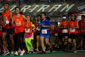 BIB: 25742, 25660, 286241, 28441, 24716, 82006
                            <button type="button" onclick="openModal(11319287)" class="btn btn-primary btn-sm float-right btn-popup" data-toggle="modal" data-target=".modal-high-quality">
                        <i class="fas fa-shopping-cart"></i> Add to Cart
                    </button>
                                            <button type="button" onclick="isThisMe(11319287, true)" class="btn btn-success btn-sm float-right btn-popup btn-isme hidden" data-toggle="tooltip" data-placement="bottom" title="นี่คือรูปของคุณใช่ไหม คลิกที่นี่เพื่อเอาเข้าอัลบั้ม">
                        <i class="fas fa-plus"></i> Add to album
                    </button>
                    <button type="button" onclick="isThisMe(11319287, false)" class="btn btn-warning btn-sm float-right btn-popup btn-isnotme hidden">
                        <i class="fas fa-ban"></i> Remove from album
                    </button>