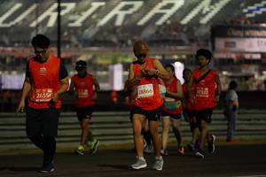 BIB: 28866, 26556, 27322
                            <button type="button" onclick="openModal(11324368)" class="btn btn-primary btn-sm float-right btn-popup" data-toggle="modal" data-target=".modal-high-quality">
                        <i class="fas fa-shopping-cart"></i> Add to Cart
                    </button>
                                            <button type="button" onclick="isThisMe(11324368, true)" class="btn btn-success btn-sm float-right btn-popup btn-isme hidden" data-toggle="tooltip" data-placement="bottom" title="นี่คือรูปของคุณใช่ไหม คลิกที่นี่เพื่อเอาเข้าอัลบั้ม">
                        <i class="fas fa-plus"></i> Add to album
                    </button>
                    <button type="button" onclick="isThisMe(11324368, false)" class="btn btn-warning btn-sm float-right btn-popup btn-isnotme hidden">
                        <i class="fas fa-ban"></i> Remove from album
                    </button>