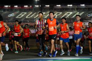 BIB: 26095, 27031, 21369, 2598, 41257
                            <button type="button" onclick="openModal(11256969)" class="btn btn-primary btn-sm float-right btn-popup" data-toggle="modal" data-target=".modal-high-quality">
                        <i class="fas fa-shopping-cart"></i> Add to Cart
                    </button>
                                            <button type="button" onclick="isThisMe(11256969, true)" class="btn btn-success btn-sm float-right btn-popup btn-isme hidden" data-toggle="tooltip" data-placement="bottom" title="นี่คือรูปของคุณใช่ไหม คลิกที่นี่เพื่อเอาเข้าอัลบั้ม">
                        <i class="fas fa-plus"></i> Add to album
                    </button>
                    <button type="button" onclick="isThisMe(11256969, false)" class="btn btn-warning btn-sm float-right btn-popup btn-isnotme hidden">
                        <i class="fas fa-ban"></i> Remove from album
                    </button>