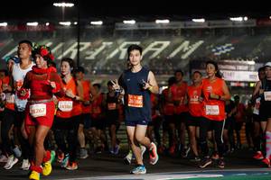BIB: 288, 2313, 200, 26186, 24386, 29709, 8267
                            <button type="button" onclick="openModal(11256395)" class="btn btn-primary btn-sm float-right btn-popup" data-toggle="modal" data-target=".modal-high-quality">
                        <i class="fas fa-shopping-cart"></i> Add to Cart
                    </button>
                                            <button type="button" onclick="isThisMe(11256395, true)" class="btn btn-success btn-sm float-right btn-popup btn-isme hidden" data-toggle="tooltip" data-placement="bottom" title="นี่คือรูปของคุณใช่ไหม คลิกที่นี่เพื่อเอาเข้าอัลบั้ม">
                        <i class="fas fa-plus"></i> Add to album
                    </button>
                    <button type="button" onclick="isThisMe(11256395, false)" class="btn btn-warning btn-sm float-right btn-popup btn-isnotme hidden">
                        <i class="fas fa-ban"></i> Remove from album
                    </button>