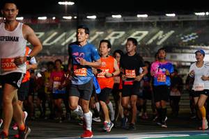 BIB: 27078, 20736, 605, 26526, 21320, 24088
                            <button type="button" onclick="openModal(11256704)" class="btn btn-primary btn-sm float-right btn-popup" data-toggle="modal" data-target=".modal-high-quality">
                        <i class="fas fa-shopping-cart"></i> Add to Cart
                    </button>
                                            <button type="button" onclick="isThisMe(11256704, true)" class="btn btn-success btn-sm float-right btn-popup btn-isme hidden" data-toggle="tooltip" data-placement="bottom" title="นี่คือรูปของคุณใช่ไหม คลิกที่นี่เพื่อเอาเข้าอัลบั้ม">
                        <i class="fas fa-plus"></i> Add to album
                    </button>
                    <button type="button" onclick="isThisMe(11256704, false)" class="btn btn-warning btn-sm float-right btn-popup btn-isnotme hidden">
                        <i class="fas fa-ban"></i> Remove from album
                    </button>