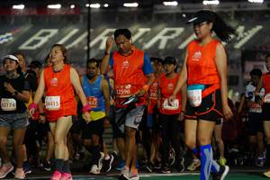 BIB: 22596, 200, 1632, 24415, 82174, 2126
                            <button type="button" onclick="openModal(11322313)" class="btn btn-primary btn-sm float-right btn-popup" data-toggle="modal" data-target=".modal-high-quality">
                        <i class="fas fa-shopping-cart"></i> Add to Cart
                    </button>
                                            <button type="button" onclick="isThisMe(11322313, true)" class="btn btn-success btn-sm float-right btn-popup btn-isme hidden" data-toggle="tooltip" data-placement="bottom" title="นี่คือรูปของคุณใช่ไหม คลิกที่นี่เพื่อเอาเข้าอัลบั้ม">
                        <i class="fas fa-plus"></i> Add to album
                    </button>
                    <button type="button" onclick="isThisMe(11322313, false)" class="btn btn-warning btn-sm float-right btn-popup btn-isnotme hidden">
                        <i class="fas fa-ban"></i> Remove from album
                    </button>