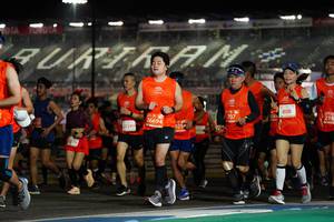 BIB: 808, 124, 707, 214, 26694, 021, 3399
                            <button type="button" onclick="openModal(11257215)" class="btn btn-primary btn-sm float-right btn-popup" data-toggle="modal" data-target=".modal-high-quality">
                        <i class="fas fa-shopping-cart"></i> Add to Cart
                    </button>
                                            <button type="button" onclick="isThisMe(11257215, true)" class="btn btn-success btn-sm float-right btn-popup btn-isme hidden" data-toggle="tooltip" data-placement="bottom" title="นี่คือรูปของคุณใช่ไหม คลิกที่นี่เพื่อเอาเข้าอัลบั้ม">
                        <i class="fas fa-plus"></i> Add to album
                    </button>
                    <button type="button" onclick="isThisMe(11257215, false)" class="btn btn-warning btn-sm float-right btn-popup btn-isnotme hidden">
                        <i class="fas fa-ban"></i> Remove from album
                    </button>