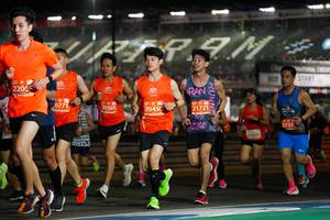 BIB: 22065, 0771, 20505, 2045, 21721, 2732, 2505
                            <button type="button" onclick="openModal(11248557)" class="btn btn-primary btn-sm float-right btn-popup" data-toggle="modal" data-target=".modal-high-quality">
                        <i class="fas fa-shopping-cart"></i> Add to Cart
                    </button>
                                            <button type="button" onclick="isThisMe(11248557, true)" class="btn btn-success btn-sm float-right btn-popup btn-isme hidden" data-toggle="tooltip" data-placement="bottom" title="นี่คือรูปของคุณใช่ไหม คลิกที่นี่เพื่อเอาเข้าอัลบั้ม">
                        <i class="fas fa-plus"></i> Add to album
                    </button>
                    <button type="button" onclick="isThisMe(11248557, false)" class="btn btn-warning btn-sm float-right btn-popup btn-isnotme hidden">
                        <i class="fas fa-ban"></i> Remove from album
                    </button>