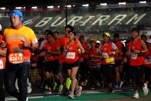 BIB: 4667, 8580, 23480, 82613
                            <button type="button" onclick="openModal(11316172)" class="btn btn-primary btn-sm float-right btn-popup" data-toggle="modal" data-target=".modal-high-quality">
                        <i class="fas fa-shopping-cart"></i> Add to Cart
                    </button>
                                            <button type="button" onclick="isThisMe(11316172, true)" class="btn btn-success btn-sm float-right btn-popup btn-isme hidden" data-toggle="tooltip" data-placement="bottom" title="นี่คือรูปของคุณใช่ไหม คลิกที่นี่เพื่อเอาเข้าอัลบั้ม">
                        <i class="fas fa-plus"></i> Add to album
                    </button>
                    <button type="button" onclick="isThisMe(11316172, false)" class="btn btn-warning btn-sm float-right btn-popup btn-isnotme hidden">
                        <i class="fas fa-ban"></i> Remove from album
                    </button>