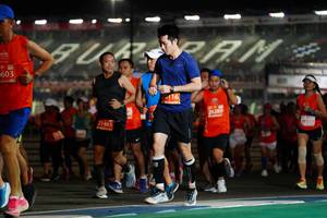 BIB: 603, 26289, 21465
                            <button type="button" onclick="openModal(11259505)" class="btn btn-primary btn-sm float-right btn-popup" data-toggle="modal" data-target=".modal-high-quality">
                        <i class="fas fa-shopping-cart"></i> Add to Cart
                    </button>
                                            <button type="button" onclick="isThisMe(11259505, true)" class="btn btn-success btn-sm float-right btn-popup btn-isme hidden" data-toggle="tooltip" data-placement="bottom" title="นี่คือรูปของคุณใช่ไหม คลิกที่นี่เพื่อเอาเข้าอัลบั้ม">
                        <i class="fas fa-plus"></i> Add to album
                    </button>
                    <button type="button" onclick="isThisMe(11259505, false)" class="btn btn-warning btn-sm float-right btn-popup btn-isnotme hidden">
                        <i class="fas fa-ban"></i> Remove from album
                    </button>