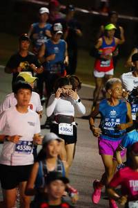 BIB: 4077, 43062, 45580
                            <button type="button" onclick="openModal(11210348)" class="btn btn-primary btn-sm float-right btn-popup" data-toggle="modal" data-target=".modal-high-quality">
                        <i class="fas fa-shopping-cart"></i> Add to Cart
                    </button>
                                            <button type="button" onclick="isThisMe(11210348, true)" class="btn btn-success btn-sm float-right btn-popup btn-isme hidden" data-toggle="tooltip" data-placement="bottom" title="นี่คือรูปของคุณใช่ไหม คลิกที่นี่เพื่อเอาเข้าอัลบั้ม">
                        <i class="fas fa-plus"></i> Add to album
                    </button>
                    <button type="button" onclick="isThisMe(11210348, false)" class="btn btn-warning btn-sm float-right btn-popup btn-isnotme hidden">
                        <i class="fas fa-ban"></i> Remove from album
                    </button>