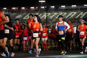 BIB: 275, 27555, 29182, 20062, 23634, 28847, 
                            <button type="button" onclick="openModal(11260709)" class="btn btn-primary btn-sm float-right btn-popup" data-toggle="modal" data-target=".modal-high-quality">
                        <i class="fas fa-shopping-cart"></i> Add to Cart
                    </button>
                                            <button type="button" onclick="isThisMe(11260709, true)" class="btn btn-success btn-sm float-right btn-popup btn-isme hidden" data-toggle="tooltip" data-placement="bottom" title="นี่คือรูปของคุณใช่ไหม คลิกที่นี่เพื่อเอาเข้าอัลบั้ม">
                        <i class="fas fa-plus"></i> Add to album
                    </button>
                    <button type="button" onclick="isThisMe(11260709, false)" class="btn btn-warning btn-sm float-right btn-popup btn-isnotme hidden">
                        <i class="fas fa-ban"></i> Remove from album
                    </button>