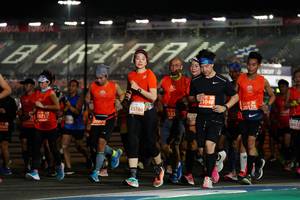 BIB: 1048, 20178, 23786, 122, 70712, 235, 260, 2865
                            <button type="button" onclick="openModal(11258332)" class="btn btn-primary btn-sm float-right btn-popup" data-toggle="modal" data-target=".modal-high-quality">
                        <i class="fas fa-shopping-cart"></i> Add to Cart
                    </button>
                                            <button type="button" onclick="isThisMe(11258332, true)" class="btn btn-success btn-sm float-right btn-popup btn-isme hidden" data-toggle="tooltip" data-placement="bottom" title="นี่คือรูปของคุณใช่ไหม คลิกที่นี่เพื่อเอาเข้าอัลบั้ม">
                        <i class="fas fa-plus"></i> Add to album
                    </button>
                    <button type="button" onclick="isThisMe(11258332, false)" class="btn btn-warning btn-sm float-right btn-popup btn-isnotme hidden">
                        <i class="fas fa-ban"></i> Remove from album
                    </button>