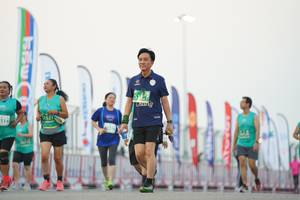 BIB: 21521, 114
                            <button type="button" onclick="openModal(10558330)" class="btn btn-primary btn-sm float-right btn-popup" data-toggle="modal" data-target=".modal-high-quality">
                        <i class="fas fa-shopping-cart"></i> Add to Cart
                    </button>
                                            <button type="button" onclick="isThisMe(10558330, true)" class="btn btn-success btn-sm float-right btn-popup btn-isme hidden" data-toggle="tooltip" data-placement="bottom" title="นี่คือรูปของคุณใช่ไหม คลิกที่นี่เพื่อเอาเข้าอัลบั้ม">
                        <i class="fas fa-plus"></i> Add to album
                    </button>
                    <button type="button" onclick="isThisMe(10558330, false)" class="btn btn-warning btn-sm float-right btn-popup btn-isnotme hidden">
                        <i class="fas fa-ban"></i> Remove from album
                    </button>