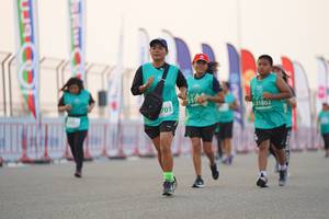 BIB: 703, 1802
                            <button type="button" onclick="openModal(10556768)" class="btn btn-primary btn-sm float-right btn-popup" data-toggle="modal" data-target=".modal-high-quality">
                        <i class="fas fa-shopping-cart"></i> Add to Cart
                    </button>
                                            <button type="button" onclick="isThisMe(10556768, true)" class="btn btn-success btn-sm float-right btn-popup btn-isme hidden" data-toggle="tooltip" data-placement="bottom" title="นี่คือรูปของคุณใช่ไหม คลิกที่นี่เพื่อเอาเข้าอัลบั้ม">
                        <i class="fas fa-plus"></i> Add to album
                    </button>
                    <button type="button" onclick="isThisMe(10556768, false)" class="btn btn-warning btn-sm float-right btn-popup btn-isnotme hidden">
                        <i class="fas fa-ban"></i> Remove from album
                    </button>