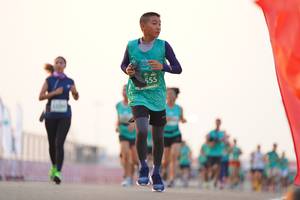 BIB: 555
                            <button type="button" onclick="openModal(10554762)" class="btn btn-primary btn-sm float-right btn-popup" data-toggle="modal" data-target=".modal-high-quality">
                        <i class="fas fa-shopping-cart"></i> Add to Cart
                    </button>
                                            <button type="button" onclick="isThisMe(10554762, true)" class="btn btn-success btn-sm float-right btn-popup btn-isme hidden" data-toggle="tooltip" data-placement="bottom" title="นี่คือรูปของคุณใช่ไหม คลิกที่นี่เพื่อเอาเข้าอัลบั้ม">
                        <i class="fas fa-plus"></i> Add to album
                    </button>
                    <button type="button" onclick="isThisMe(10554762, false)" class="btn btn-warning btn-sm float-right btn-popup btn-isnotme hidden">
                        <i class="fas fa-ban"></i> Remove from album
                    </button>