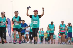 BIB: 50536, 50791, 50809
                            <button type="button" onclick="openModal(10556914)" class="btn btn-primary btn-sm float-right btn-popup" data-toggle="modal" data-target=".modal-high-quality">
                        <i class="fas fa-shopping-cart"></i> Add to Cart
                    </button>
                                            <button type="button" onclick="isThisMe(10556914, true)" class="btn btn-success btn-sm float-right btn-popup btn-isme hidden" data-toggle="tooltip" data-placement="bottom" title="นี่คือรูปของคุณใช่ไหม คลิกที่นี่เพื่อเอาเข้าอัลบั้ม">
                        <i class="fas fa-plus"></i> Add to album
                    </button>
                    <button type="button" onclick="isThisMe(10556914, false)" class="btn btn-warning btn-sm float-right btn-popup btn-isnotme hidden">
                        <i class="fas fa-ban"></i> Remove from album
                    </button>