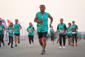 BIB: 422
                            <button type="button" onclick="openModal(10556158)" class="btn btn-primary btn-sm float-right btn-popup" data-toggle="modal" data-target=".modal-high-quality">
                        <i class="fas fa-shopping-cart"></i> Add to Cart
                    </button>
                                            <button type="button" onclick="isThisMe(10556158, true)" class="btn btn-success btn-sm float-right btn-popup btn-isme hidden" data-toggle="tooltip" data-placement="bottom" title="นี่คือรูปของคุณใช่ไหม คลิกที่นี่เพื่อเอาเข้าอัลบั้ม">
                        <i class="fas fa-plus"></i> Add to album
                    </button>
                    <button type="button" onclick="isThisMe(10556158, false)" class="btn btn-warning btn-sm float-right btn-popup btn-isnotme hidden">
                        <i class="fas fa-ban"></i> Remove from album
                    </button>