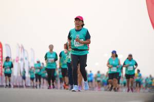 BIB: 512
                            <button type="button" onclick="openModal(10557062)" class="btn btn-primary btn-sm float-right btn-popup" data-toggle="modal" data-target=".modal-high-quality">
                        <i class="fas fa-shopping-cart"></i> Add to Cart
                    </button>
                                            <button type="button" onclick="isThisMe(10557062, true)" class="btn btn-success btn-sm float-right btn-popup btn-isme hidden" data-toggle="tooltip" data-placement="bottom" title="นี่คือรูปของคุณใช่ไหม คลิกที่นี่เพื่อเอาเข้าอัลบั้ม">
                        <i class="fas fa-plus"></i> Add to album
                    </button>
                    <button type="button" onclick="isThisMe(10557062, false)" class="btn btn-warning btn-sm float-right btn-popup btn-isnotme hidden">
                        <i class="fas fa-ban"></i> Remove from album
                    </button>