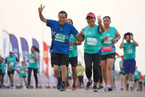 BIB: 51328, 50428, 52721
                            <button type="button" onclick="openModal(10556935)" class="btn btn-primary btn-sm float-right btn-popup" data-toggle="modal" data-target=".modal-high-quality">
                        <i class="fas fa-shopping-cart"></i> Add to Cart
                    </button>
                                            <button type="button" onclick="isThisMe(10556935, true)" class="btn btn-success btn-sm float-right btn-popup btn-isme hidden" data-toggle="tooltip" data-placement="bottom" title="นี่คือรูปของคุณใช่ไหม คลิกที่นี่เพื่อเอาเข้าอัลบั้ม">
                        <i class="fas fa-plus"></i> Add to album
                    </button>
                    <button type="button" onclick="isThisMe(10556935, false)" class="btn btn-warning btn-sm float-right btn-popup btn-isnotme hidden">
                        <i class="fas fa-ban"></i> Remove from album
                    </button>