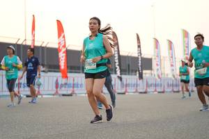 BIB: 1075
                            <button type="button" onclick="openModal(10556556)" class="btn btn-primary btn-sm float-right btn-popup" data-toggle="modal" data-target=".modal-high-quality">
                        <i class="fas fa-shopping-cart"></i> Add to Cart
                    </button>
                                            <button type="button" onclick="isThisMe(10556556, true)" class="btn btn-success btn-sm float-right btn-popup btn-isme hidden" data-toggle="tooltip" data-placement="bottom" title="นี่คือรูปของคุณใช่ไหม คลิกที่นี่เพื่อเอาเข้าอัลบั้ม">
                        <i class="fas fa-plus"></i> Add to album
                    </button>
                    <button type="button" onclick="isThisMe(10556556, false)" class="btn btn-warning btn-sm float-right btn-popup btn-isnotme hidden">
                        <i class="fas fa-ban"></i> Remove from album
                    </button>