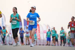 BIB: 560, 50986
                            <button type="button" onclick="openModal(10557155)" class="btn btn-primary btn-sm float-right btn-popup" data-toggle="modal" data-target=".modal-high-quality">
                        <i class="fas fa-shopping-cart"></i> Add to Cart
                    </button>
                                            <button type="button" onclick="isThisMe(10557155, true)" class="btn btn-success btn-sm float-right btn-popup btn-isme hidden" data-toggle="tooltip" data-placement="bottom" title="นี่คือรูปของคุณใช่ไหม คลิกที่นี่เพื่อเอาเข้าอัลบั้ม">
                        <i class="fas fa-plus"></i> Add to album
                    </button>
                    <button type="button" onclick="isThisMe(10557155, false)" class="btn btn-warning btn-sm float-right btn-popup btn-isnotme hidden">
                        <i class="fas fa-ban"></i> Remove from album
                    </button>