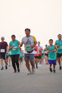 BIB: 530, 50087, 0190
                            <button type="button" onclick="openModal(10555515)" class="btn btn-primary btn-sm float-right btn-popup" data-toggle="modal" data-target=".modal-high-quality">
                        <i class="fas fa-shopping-cart"></i> Add to Cart
                    </button>
                                            <button type="button" onclick="isThisMe(10555515, true)" class="btn btn-success btn-sm float-right btn-popup btn-isme hidden" data-toggle="tooltip" data-placement="bottom" title="นี่คือรูปของคุณใช่ไหม คลิกที่นี่เพื่อเอาเข้าอัลบั้ม">
                        <i class="fas fa-plus"></i> Add to album
                    </button>
                    <button type="button" onclick="isThisMe(10555515, false)" class="btn btn-warning btn-sm float-right btn-popup btn-isnotme hidden">
                        <i class="fas fa-ban"></i> Remove from album
                    </button>