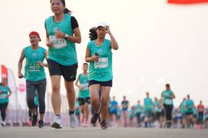 BIB: 0821, 52930, 50219
                            <button type="button" onclick="openModal(10556385)" class="btn btn-primary btn-sm float-right btn-popup" data-toggle="modal" data-target=".modal-high-quality">
                        <i class="fas fa-shopping-cart"></i> Add to Cart
                    </button>
                                            <button type="button" onclick="isThisMe(10556385, true)" class="btn btn-success btn-sm float-right btn-popup btn-isme hidden" data-toggle="tooltip" data-placement="bottom" title="นี่คือรูปของคุณใช่ไหม คลิกที่นี่เพื่อเอาเข้าอัลบั้ม">
                        <i class="fas fa-plus"></i> Add to album
                    </button>
                    <button type="button" onclick="isThisMe(10556385, false)" class="btn btn-warning btn-sm float-right btn-popup btn-isnotme hidden">
                        <i class="fas fa-ban"></i> Remove from album
                    </button>