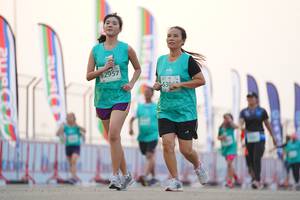 BIB: 2957, 530
                            <button type="button" onclick="openModal(10556957)" class="btn btn-primary btn-sm float-right btn-popup" data-toggle="modal" data-target=".modal-high-quality">
                        <i class="fas fa-shopping-cart"></i> Add to Cart
                    </button>
                                            <button type="button" onclick="isThisMe(10556957, true)" class="btn btn-success btn-sm float-right btn-popup btn-isme hidden" data-toggle="tooltip" data-placement="bottom" title="นี่คือรูปของคุณใช่ไหม คลิกที่นี่เพื่อเอาเข้าอัลบั้ม">
                        <i class="fas fa-plus"></i> Add to album
                    </button>
                    <button type="button" onclick="isThisMe(10556957, false)" class="btn btn-warning btn-sm float-right btn-popup btn-isnotme hidden">
                        <i class="fas fa-ban"></i> Remove from album
                    </button>