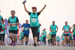 BIB: 50809
                            <button type="button" onclick="openModal(10556920)" class="btn btn-primary btn-sm float-right btn-popup" data-toggle="modal" data-target=".modal-high-quality">
                        <i class="fas fa-shopping-cart"></i> Add to Cart
                    </button>
                                            <button type="button" onclick="isThisMe(10556920, true)" class="btn btn-success btn-sm float-right btn-popup btn-isme hidden" data-toggle="tooltip" data-placement="bottom" title="นี่คือรูปของคุณใช่ไหม คลิกที่นี่เพื่อเอาเข้าอัลบั้ม">
                        <i class="fas fa-plus"></i> Add to album
                    </button>
                    <button type="button" onclick="isThisMe(10556920, false)" class="btn btn-warning btn-sm float-right btn-popup btn-isnotme hidden">
                        <i class="fas fa-ban"></i> Remove from album
                    </button>