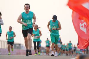 BIB: 71215, 101
                            <button type="button" onclick="openModal(10554970)" class="btn btn-primary btn-sm float-right btn-popup" data-toggle="modal" data-target=".modal-high-quality">
                        <i class="fas fa-shopping-cart"></i> Add to Cart
                    </button>
                                            <button type="button" onclick="isThisMe(10554970, true)" class="btn btn-success btn-sm float-right btn-popup btn-isme hidden" data-toggle="tooltip" data-placement="bottom" title="นี่คือรูปของคุณใช่ไหม คลิกที่นี่เพื่อเอาเข้าอัลบั้ม">
                        <i class="fas fa-plus"></i> Add to album
                    </button>
                    <button type="button" onclick="isThisMe(10554970, false)" class="btn btn-warning btn-sm float-right btn-popup btn-isnotme hidden">
                        <i class="fas fa-ban"></i> Remove from album
                    </button>