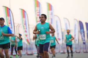 BIB: 285, 52654
                            <button type="button" onclick="openModal(10556830)" class="btn btn-primary btn-sm float-right btn-popup" data-toggle="modal" data-target=".modal-high-quality">
                        <i class="fas fa-shopping-cart"></i> Add to Cart
                    </button>
                                            <button type="button" onclick="isThisMe(10556830, true)" class="btn btn-success btn-sm float-right btn-popup btn-isme hidden" data-toggle="tooltip" data-placement="bottom" title="นี่คือรูปของคุณใช่ไหม คลิกที่นี่เพื่อเอาเข้าอัลบั้ม">
                        <i class="fas fa-plus"></i> Add to album
                    </button>
                    <button type="button" onclick="isThisMe(10556830, false)" class="btn btn-warning btn-sm float-right btn-popup btn-isnotme hidden">
                        <i class="fas fa-ban"></i> Remove from album
                    </button>