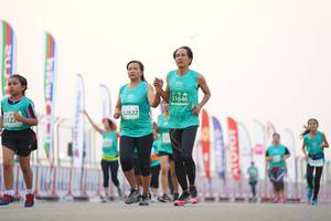 BIB: 51646, 52822, 5122
                            <button type="button" onclick="openModal(10557815)" class="btn btn-primary btn-sm float-right btn-popup" data-toggle="modal" data-target=".modal-high-quality">
                        <i class="fas fa-shopping-cart"></i> Add to Cart
                    </button>
                                            <button type="button" onclick="isThisMe(10557815, true)" class="btn btn-success btn-sm float-right btn-popup btn-isme hidden" data-toggle="tooltip" data-placement="bottom" title="นี่คือรูปของคุณใช่ไหม คลิกที่นี่เพื่อเอาเข้าอัลบั้ม">
                        <i class="fas fa-plus"></i> Add to album
                    </button>
                    <button type="button" onclick="isThisMe(10557815, false)" class="btn btn-warning btn-sm float-right btn-popup btn-isnotme hidden">
                        <i class="fas fa-ban"></i> Remove from album
                    </button>