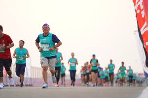 BIB: 3158
                            <button type="button" onclick="openModal(10555236)" class="btn btn-primary btn-sm float-right btn-popup" data-toggle="modal" data-target=".modal-high-quality">
                        <i class="fas fa-shopping-cart"></i> Add to Cart
                    </button>
                                            <button type="button" onclick="isThisMe(10555236, true)" class="btn btn-success btn-sm float-right btn-popup btn-isme hidden" data-toggle="tooltip" data-placement="bottom" title="นี่คือรูปของคุณใช่ไหม คลิกที่นี่เพื่อเอาเข้าอัลบั้ม">
                        <i class="fas fa-plus"></i> Add to album
                    </button>
                    <button type="button" onclick="isThisMe(10555236, false)" class="btn btn-warning btn-sm float-right btn-popup btn-isnotme hidden">
                        <i class="fas fa-ban"></i> Remove from album
                    </button>