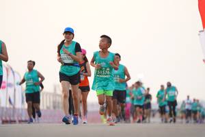 BIB: 50760, 51576
                            <button type="button" onclick="openModal(10555256)" class="btn btn-primary btn-sm float-right btn-popup" data-toggle="modal" data-target=".modal-high-quality">
                        <i class="fas fa-shopping-cart"></i> Add to Cart
                    </button>
                                            <button type="button" onclick="isThisMe(10555256, true)" class="btn btn-success btn-sm float-right btn-popup btn-isme hidden" data-toggle="tooltip" data-placement="bottom" title="นี่คือรูปของคุณใช่ไหม คลิกที่นี่เพื่อเอาเข้าอัลบั้ม">
                        <i class="fas fa-plus"></i> Add to album
                    </button>
                    <button type="button" onclick="isThisMe(10555256, false)" class="btn btn-warning btn-sm float-right btn-popup btn-isnotme hidden">
                        <i class="fas fa-ban"></i> Remove from album
                    </button>