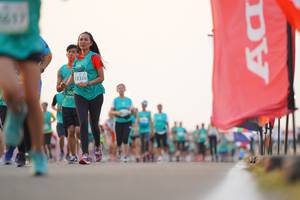 BIB: 617, 53316
                            <button type="button" onclick="openModal(10555381)" class="btn btn-primary btn-sm float-right btn-popup" data-toggle="modal" data-target=".modal-high-quality">
                        <i class="fas fa-shopping-cart"></i> Add to Cart
                    </button>
                                            <button type="button" onclick="isThisMe(10555381, true)" class="btn btn-success btn-sm float-right btn-popup btn-isme hidden" data-toggle="tooltip" data-placement="bottom" title="นี่คือรูปของคุณใช่ไหม คลิกที่นี่เพื่อเอาเข้าอัลบั้ม">
                        <i class="fas fa-plus"></i> Add to album
                    </button>
                    <button type="button" onclick="isThisMe(10555381, false)" class="btn btn-warning btn-sm float-right btn-popup btn-isnotme hidden">
                        <i class="fas fa-ban"></i> Remove from album
                    </button>