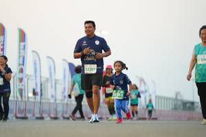 BIB: 530, 52269, 50383
                            <button type="button" onclick="openModal(10558632)" class="btn btn-primary btn-sm float-right btn-popup" data-toggle="modal" data-target=".modal-high-quality">
                        <i class="fas fa-shopping-cart"></i> Add to Cart
                    </button>
                                            <button type="button" onclick="isThisMe(10558632, true)" class="btn btn-success btn-sm float-right btn-popup btn-isme hidden" data-toggle="tooltip" data-placement="bottom" title="นี่คือรูปของคุณใช่ไหม คลิกที่นี่เพื่อเอาเข้าอัลบั้ม">
                        <i class="fas fa-plus"></i> Add to album
                    </button>
                    <button type="button" onclick="isThisMe(10558632, false)" class="btn btn-warning btn-sm float-right btn-popup btn-isnotme hidden">
                        <i class="fas fa-ban"></i> Remove from album
                    </button>