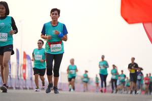 BIB: 260, 50900
                            <button type="button" onclick="openModal(10555185)" class="btn btn-primary btn-sm float-right btn-popup" data-toggle="modal" data-target=".modal-high-quality">
                        <i class="fas fa-shopping-cart"></i> Add to Cart
                    </button>
                                            <button type="button" onclick="isThisMe(10555185, true)" class="btn btn-success btn-sm float-right btn-popup btn-isme hidden" data-toggle="tooltip" data-placement="bottom" title="นี่คือรูปของคุณใช่ไหม คลิกที่นี่เพื่อเอาเข้าอัลบั้ม">
                        <i class="fas fa-plus"></i> Add to album
                    </button>
                    <button type="button" onclick="isThisMe(10555185, false)" class="btn btn-warning btn-sm float-right btn-popup btn-isnotme hidden">
                        <i class="fas fa-ban"></i> Remove from album
                    </button>