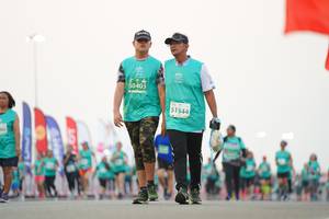 BIB: 50403, 51344
                            <button type="button" onclick="openModal(10558192)" class="btn btn-primary btn-sm float-right btn-popup" data-toggle="modal" data-target=".modal-high-quality">
                        <i class="fas fa-shopping-cart"></i> Add to Cart
                    </button>
                                            <button type="button" onclick="isThisMe(10558192, true)" class="btn btn-success btn-sm float-right btn-popup btn-isme hidden" data-toggle="tooltip" data-placement="bottom" title="นี่คือรูปของคุณใช่ไหม คลิกที่นี่เพื่อเอาเข้าอัลบั้ม">
                        <i class="fas fa-plus"></i> Add to album
                    </button>
                    <button type="button" onclick="isThisMe(10558192, false)" class="btn btn-warning btn-sm float-right btn-popup btn-isnotme hidden">
                        <i class="fas fa-ban"></i> Remove from album
                    </button>
