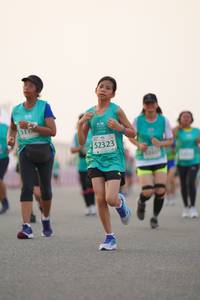 BIB: 52323, 417
                            <button type="button" onclick="openModal(10556250)" class="btn btn-primary btn-sm float-right btn-popup" data-toggle="modal" data-target=".modal-high-quality">
                        <i class="fas fa-shopping-cart"></i> Add to Cart
                    </button>
                                            <button type="button" onclick="isThisMe(10556250, true)" class="btn btn-success btn-sm float-right btn-popup btn-isme hidden" data-toggle="tooltip" data-placement="bottom" title="นี่คือรูปของคุณใช่ไหม คลิกที่นี่เพื่อเอาเข้าอัลบั้ม">
                        <i class="fas fa-plus"></i> Add to album
                    </button>
                    <button type="button" onclick="isThisMe(10556250, false)" class="btn btn-warning btn-sm float-right btn-popup btn-isnotme hidden">
                        <i class="fas fa-ban"></i> Remove from album
                    </button>