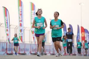 BIB: 3061
                            <button type="button" onclick="openModal(10556951)" class="btn btn-primary btn-sm float-right btn-popup" data-toggle="modal" data-target=".modal-high-quality">
                        <i class="fas fa-shopping-cart"></i> Add to Cart
                    </button>
                                            <button type="button" onclick="isThisMe(10556951, true)" class="btn btn-success btn-sm float-right btn-popup btn-isme hidden" data-toggle="tooltip" data-placement="bottom" title="นี่คือรูปของคุณใช่ไหม คลิกที่นี่เพื่อเอาเข้าอัลบั้ม">
                        <i class="fas fa-plus"></i> Add to album
                    </button>
                    <button type="button" onclick="isThisMe(10556951, false)" class="btn btn-warning btn-sm float-right btn-popup btn-isnotme hidden">
                        <i class="fas fa-ban"></i> Remove from album
                    </button>