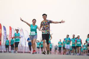 BIB: 52354
                            <button type="button" onclick="openModal(10557021)" class="btn btn-primary btn-sm float-right btn-popup" data-toggle="modal" data-target=".modal-high-quality">
                        <i class="fas fa-shopping-cart"></i> Add to Cart
                    </button>
                                            <button type="button" onclick="isThisMe(10557021, true)" class="btn btn-success btn-sm float-right btn-popup btn-isme hidden" data-toggle="tooltip" data-placement="bottom" title="นี่คือรูปของคุณใช่ไหม คลิกที่นี่เพื่อเอาเข้าอัลบั้ม">
                        <i class="fas fa-plus"></i> Add to album
                    </button>
                    <button type="button" onclick="isThisMe(10557021, false)" class="btn btn-warning btn-sm float-right btn-popup btn-isnotme hidden">
                        <i class="fas fa-ban"></i> Remove from album
                    </button>