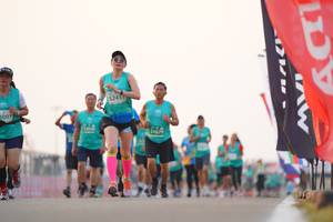 BIB: 3001
                            <button type="button" onclick="openModal(10555316)" class="btn btn-primary btn-sm float-right btn-popup" data-toggle="modal" data-target=".modal-high-quality">
                        <i class="fas fa-shopping-cart"></i> Add to Cart
                    </button>
                                            <button type="button" onclick="isThisMe(10555316, true)" class="btn btn-success btn-sm float-right btn-popup btn-isme hidden" data-toggle="tooltip" data-placement="bottom" title="นี่คือรูปของคุณใช่ไหม คลิกที่นี่เพื่อเอาเข้าอัลบั้ม">
                        <i class="fas fa-plus"></i> Add to album
                    </button>
                    <button type="button" onclick="isThisMe(10555316, false)" class="btn btn-warning btn-sm float-right btn-popup btn-isnotme hidden">
                        <i class="fas fa-ban"></i> Remove from album
                    </button>