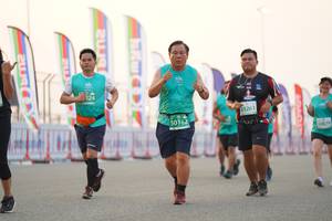 BIB: 324, 3261, 50162, 879
                            <button type="button" onclick="openModal(10556456)" class="btn btn-primary btn-sm float-right btn-popup" data-toggle="modal" data-target=".modal-high-quality">
                        <i class="fas fa-shopping-cart"></i> Add to Cart
                    </button>
                                            <button type="button" onclick="isThisMe(10556456, true)" class="btn btn-success btn-sm float-right btn-popup btn-isme hidden" data-toggle="tooltip" data-placement="bottom" title="นี่คือรูปของคุณใช่ไหม คลิกที่นี่เพื่อเอาเข้าอัลบั้ม">
                        <i class="fas fa-plus"></i> Add to album
                    </button>
                    <button type="button" onclick="isThisMe(10556456, false)" class="btn btn-warning btn-sm float-right btn-popup btn-isnotme hidden">
                        <i class="fas fa-ban"></i> Remove from album
                    </button>