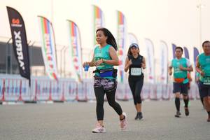 BIB: 225, 016
                            <button type="button" onclick="openModal(10556443)" class="btn btn-primary btn-sm float-right btn-popup" data-toggle="modal" data-target=".modal-high-quality">
                        <i class="fas fa-shopping-cart"></i> Add to Cart
                    </button>
                                            <button type="button" onclick="isThisMe(10556443, true)" class="btn btn-success btn-sm float-right btn-popup btn-isme hidden" data-toggle="tooltip" data-placement="bottom" title="นี่คือรูปของคุณใช่ไหม คลิกที่นี่เพื่อเอาเข้าอัลบั้ม">
                        <i class="fas fa-plus"></i> Add to album
                    </button>
                    <button type="button" onclick="isThisMe(10556443, false)" class="btn btn-warning btn-sm float-right btn-popup btn-isnotme hidden">
                        <i class="fas fa-ban"></i> Remove from album
                    </button>