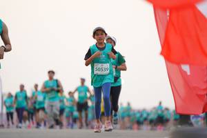 BIB: 50539
                            <button type="button" onclick="openModal(10557214)" class="btn btn-primary btn-sm float-right btn-popup" data-toggle="modal" data-target=".modal-high-quality">
                        <i class="fas fa-shopping-cart"></i> Add to Cart
                    </button>
                                            <button type="button" onclick="isThisMe(10557214, true)" class="btn btn-success btn-sm float-right btn-popup btn-isme hidden" data-toggle="tooltip" data-placement="bottom" title="นี่คือรูปของคุณใช่ไหม คลิกที่นี่เพื่อเอาเข้าอัลบั้ม">
                        <i class="fas fa-plus"></i> Add to album
                    </button>
                    <button type="button" onclick="isThisMe(10557214, false)" class="btn btn-warning btn-sm float-right btn-popup btn-isnotme hidden">
                        <i class="fas fa-ban"></i> Remove from album
                    </button>