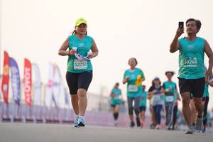 BIB: 50268, 52750
                            <button type="button" onclick="openModal(10555051)" class="btn btn-primary btn-sm float-right btn-popup" data-toggle="modal" data-target=".modal-high-quality">
                        <i class="fas fa-shopping-cart"></i> Add to Cart
                    </button>
                                            <button type="button" onclick="isThisMe(10555051, true)" class="btn btn-success btn-sm float-right btn-popup btn-isme hidden" data-toggle="tooltip" data-placement="bottom" title="นี่คือรูปของคุณใช่ไหม คลิกที่นี่เพื่อเอาเข้าอัลบั้ม">
                        <i class="fas fa-plus"></i> Add to album
                    </button>
                    <button type="button" onclick="isThisMe(10555051, false)" class="btn btn-warning btn-sm float-right btn-popup btn-isnotme hidden">
                        <i class="fas fa-ban"></i> Remove from album
                    </button>