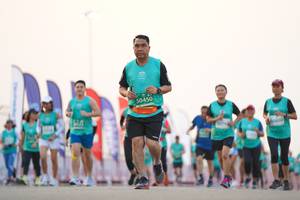 BIB: 50450
                            <button type="button" onclick="openModal(10556906)" class="btn btn-primary btn-sm float-right btn-popup" data-toggle="modal" data-target=".modal-high-quality">
                        <i class="fas fa-shopping-cart"></i> Add to Cart
                    </button>
                                            <button type="button" onclick="isThisMe(10556906, true)" class="btn btn-success btn-sm float-right btn-popup btn-isme hidden" data-toggle="tooltip" data-placement="bottom" title="นี่คือรูปของคุณใช่ไหม คลิกที่นี่เพื่อเอาเข้าอัลบั้ม">
                        <i class="fas fa-plus"></i> Add to album
                    </button>
                    <button type="button" onclick="isThisMe(10556906, false)" class="btn btn-warning btn-sm float-right btn-popup btn-isnotme hidden">
                        <i class="fas fa-ban"></i> Remove from album
                    </button>